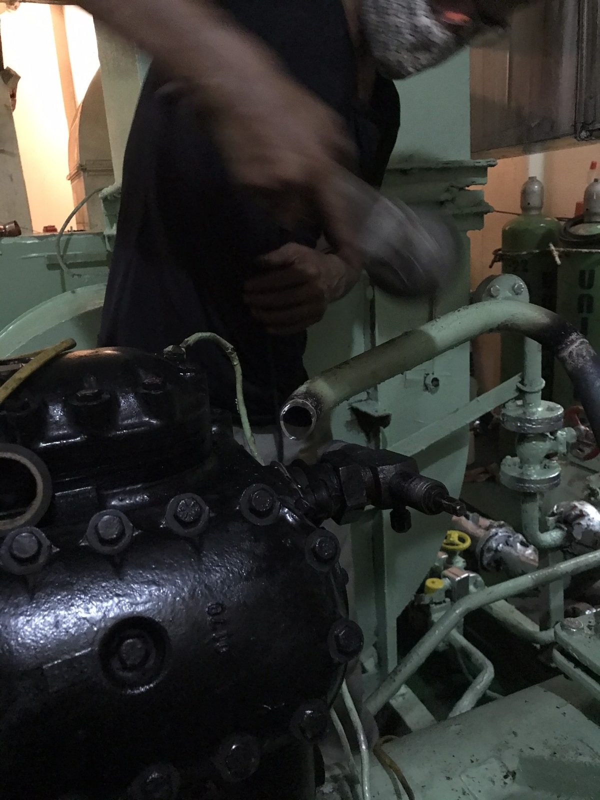 Air compressor cylinder head during overhaul
