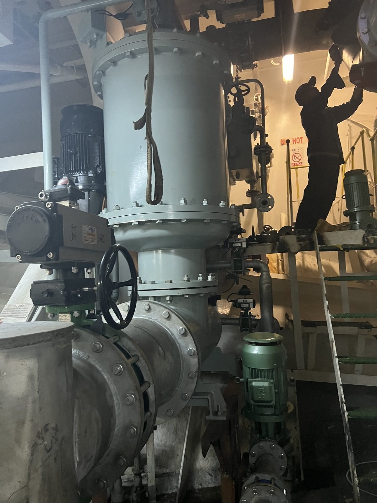 Filter, valves and actuators of the BWMS installation