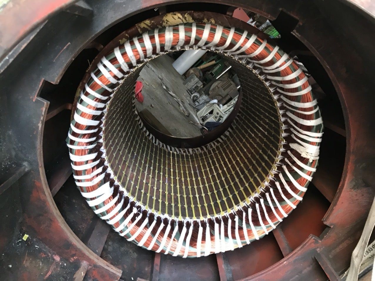 Stator motor đang quấn lại
