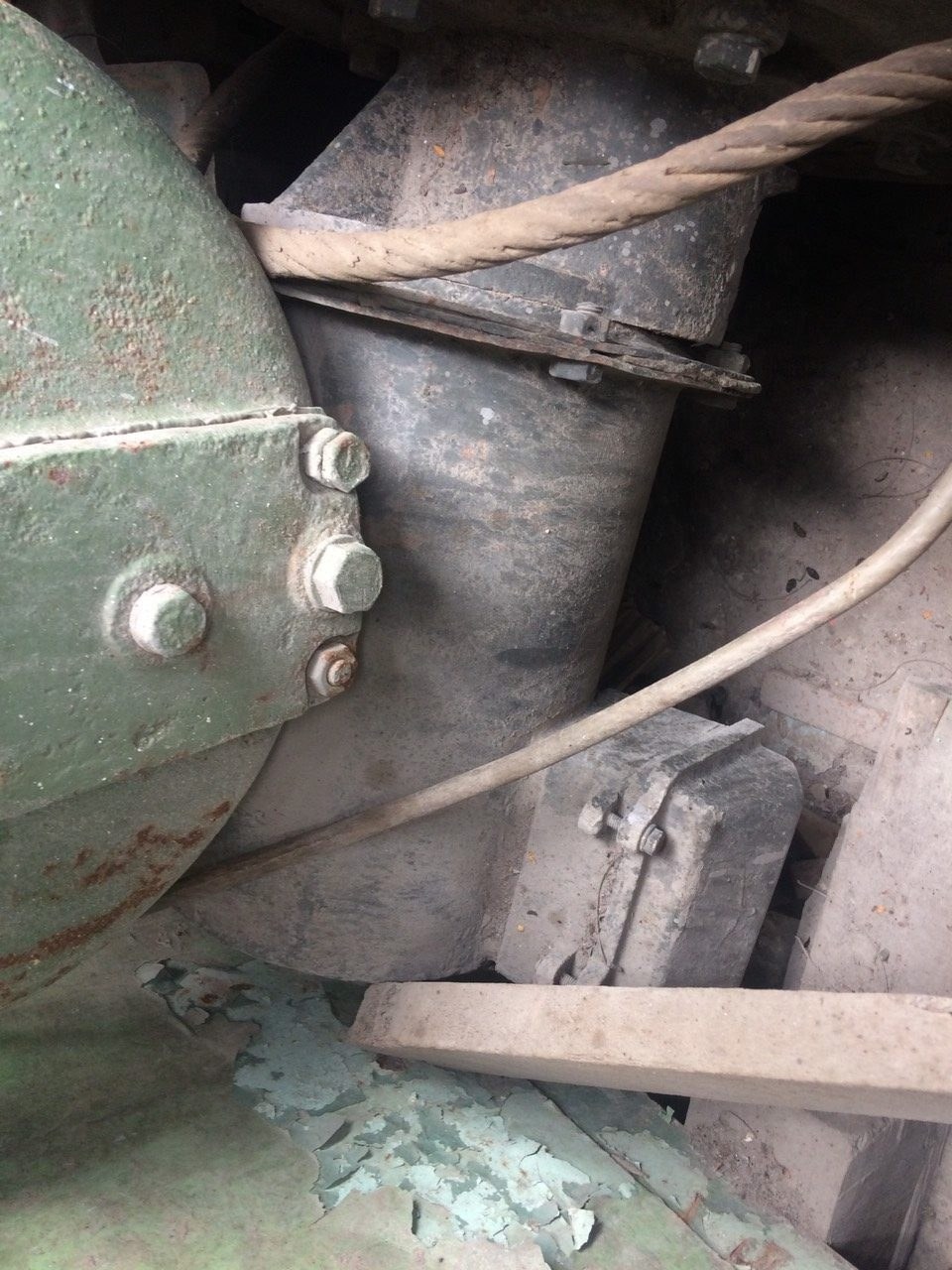 Secondhand deck equipment detail